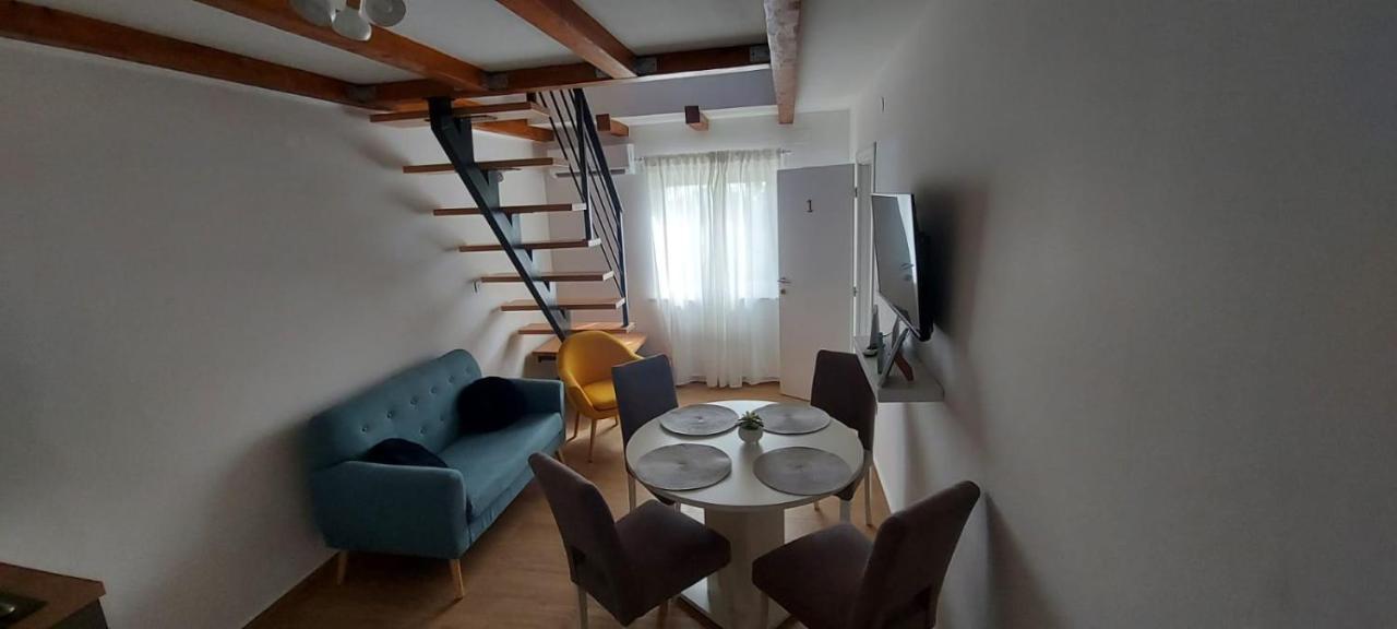 Apartments Lucky Lozovac Eksteriør bilde
